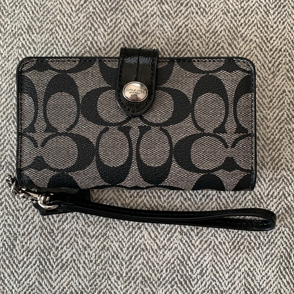 Coach Wallet - Picture 3 of 14